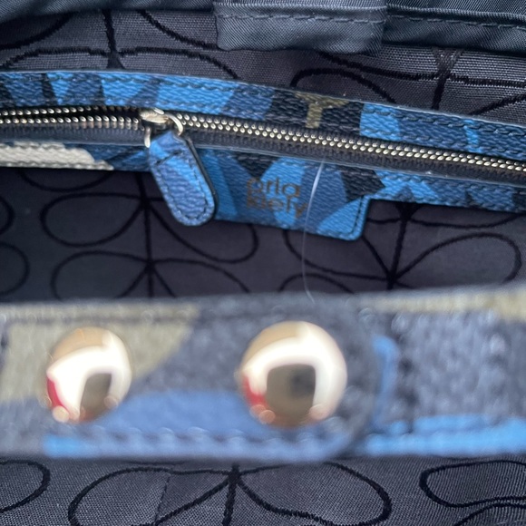 Orla Kiely Printed Pebble Grain Shoulder Bag Gondola Papyrus Print - Picture 5 of 8